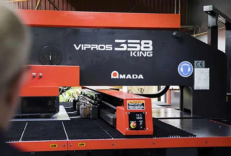 AMADA VIPROS 358 KING stanseautomat